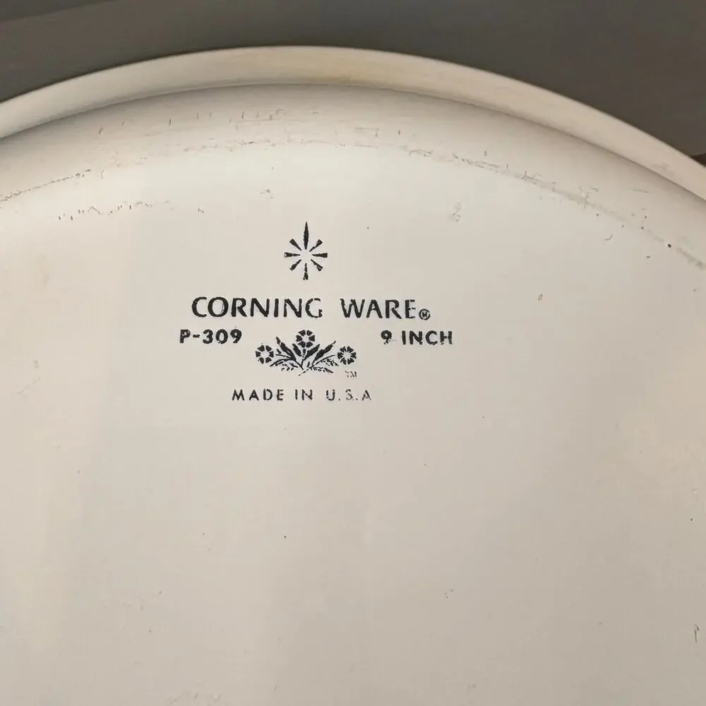 Corning Ware Blue Cornflower 9" Pie Plate, model P-309. - Picture 5 of 6